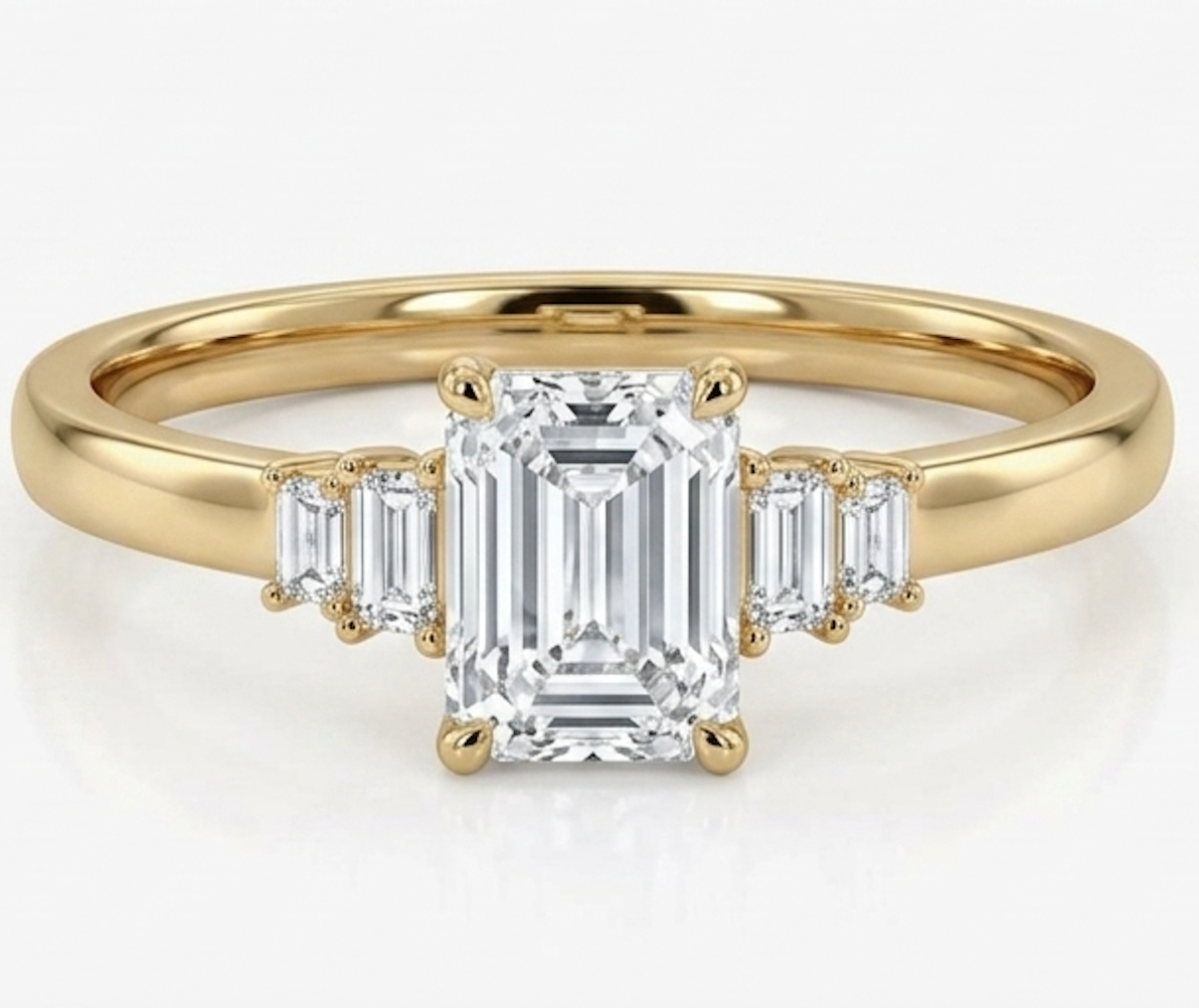 Natural Emerald Custom Solid 14K Solid Gold Diamond Ring