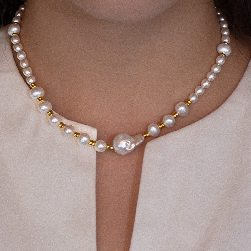 The Baroque Pearl Gold Necklace