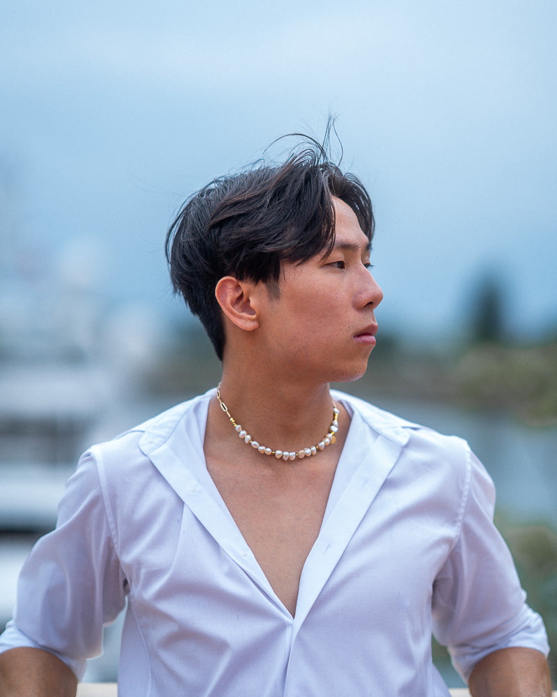 Magnetic Pearl Necklace