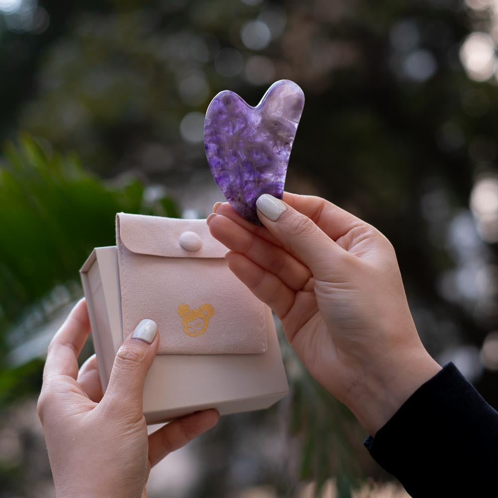 Anti-Ageing Amethyst Massage Gua Sha